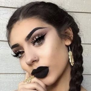 رژ مشکی